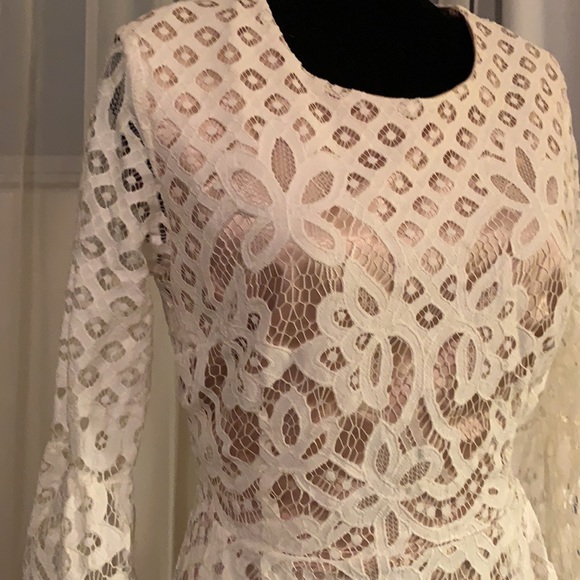 Classic Dress - Picture 2 of 4